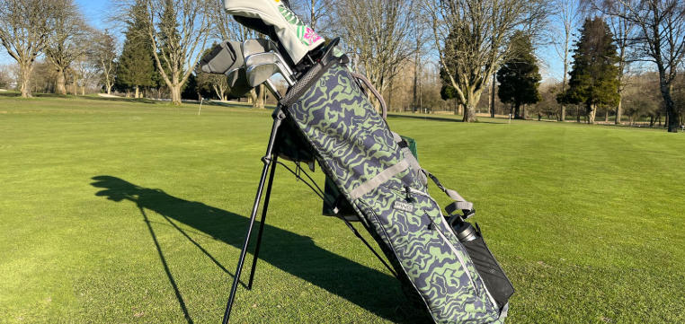 Lightweight Carry Bags for Walking Golfers