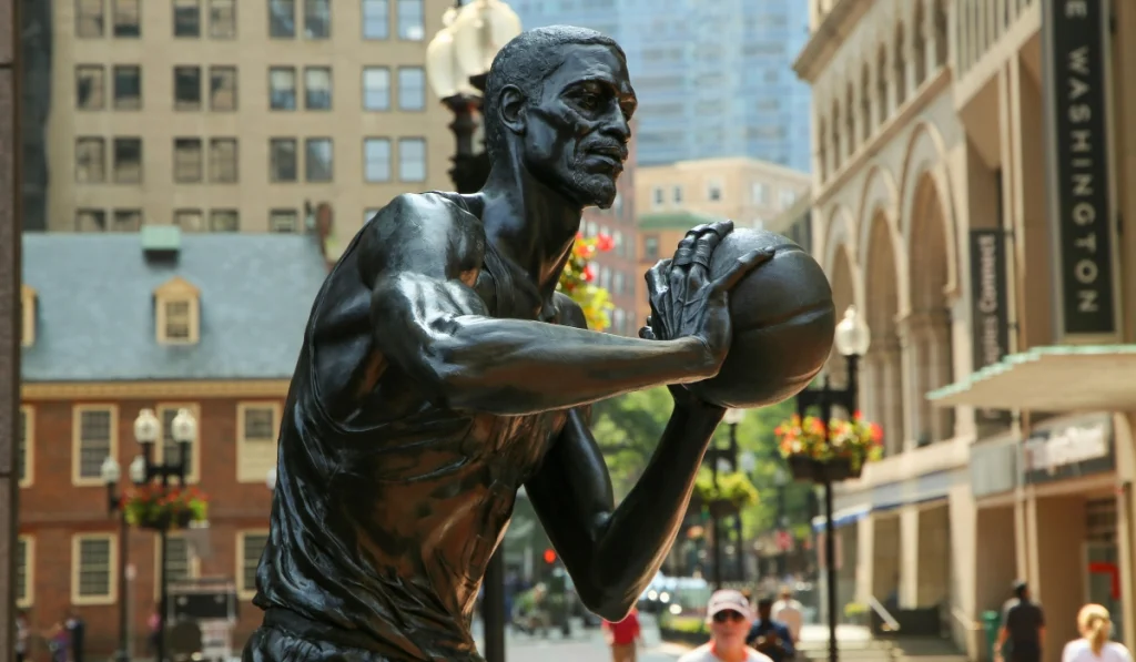 famous sports statues