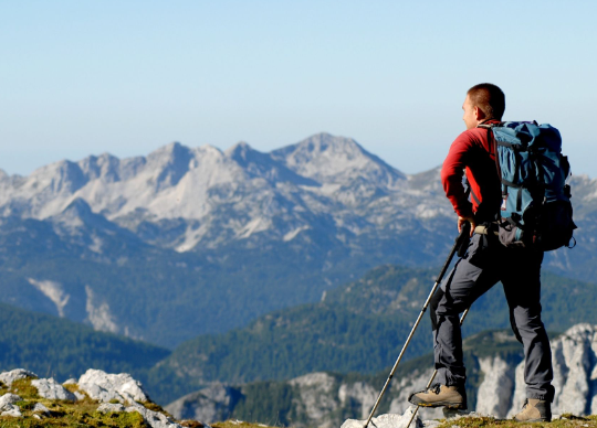 Hiking gear for beginners avoiding common mistakes