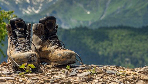 When to replace worn hiking gear