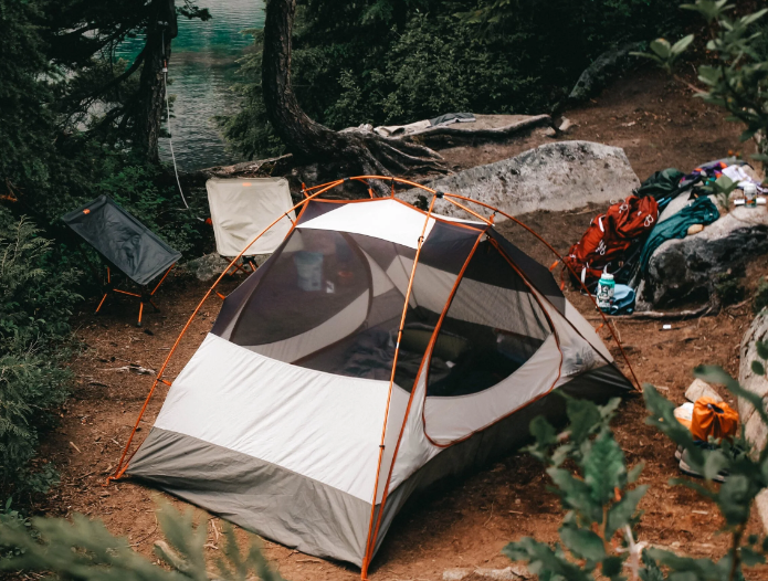Camping equipment vs backpacking gear
